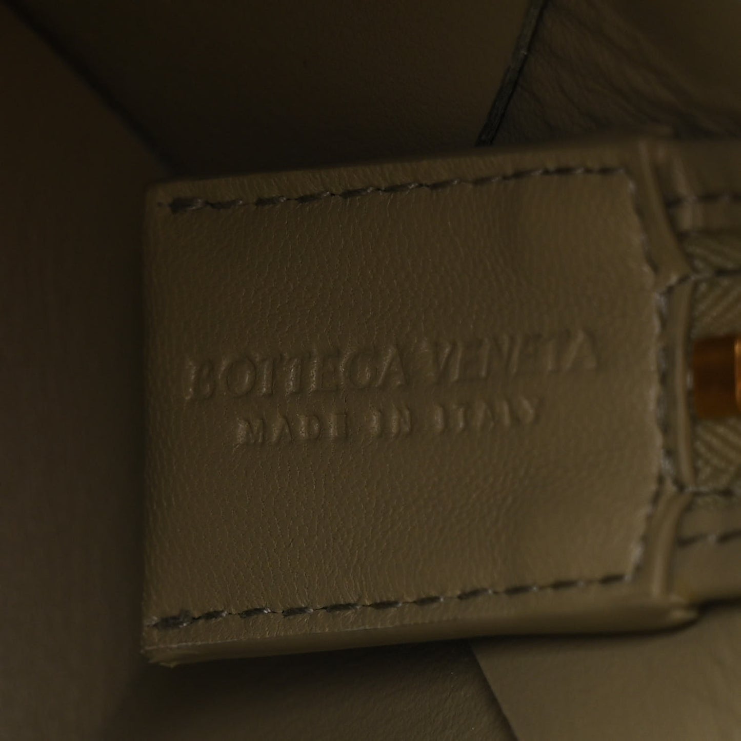 Lambskin Maxi Intrecciato Small Cassette Camera Bag Travertine