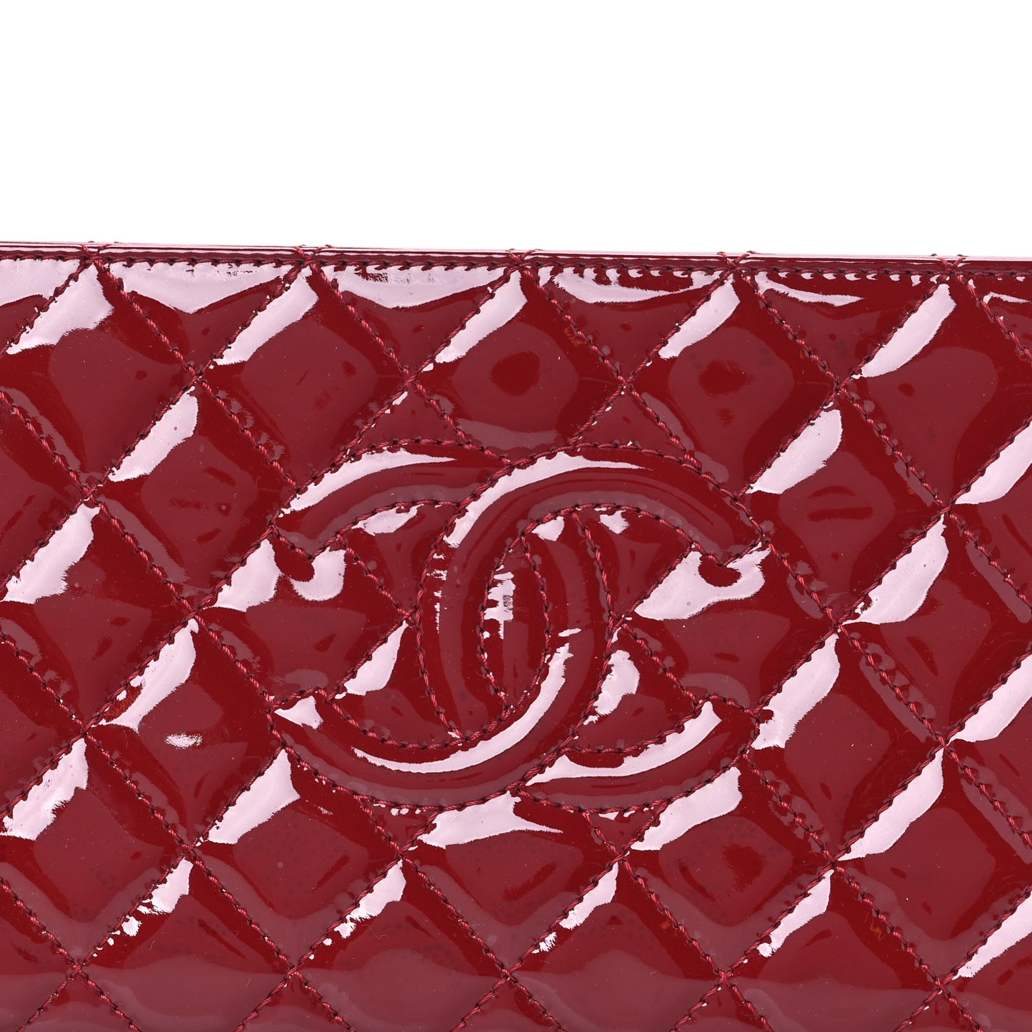 Patent CC Quilted Timeless Clutch Red