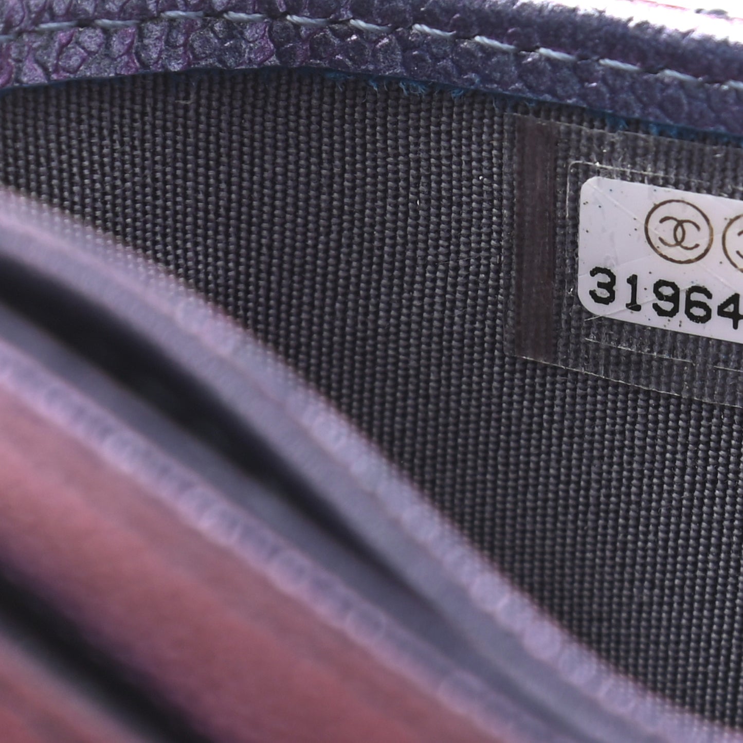 Iridescent Caviar Quilted Card Holder Dark Blue