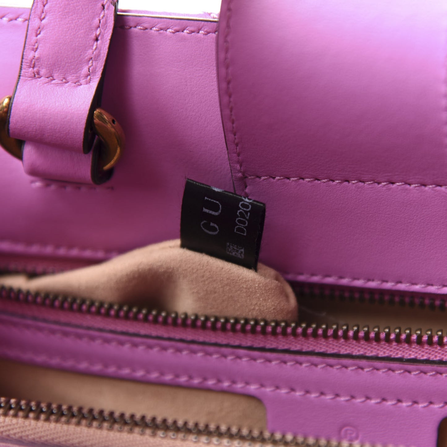 Calfskin Matelasse Small GG Marmont Tote Candy Mousse