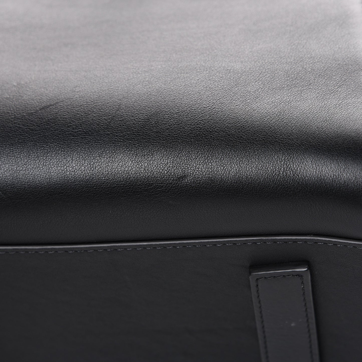 Calfskin Small Antigona Black