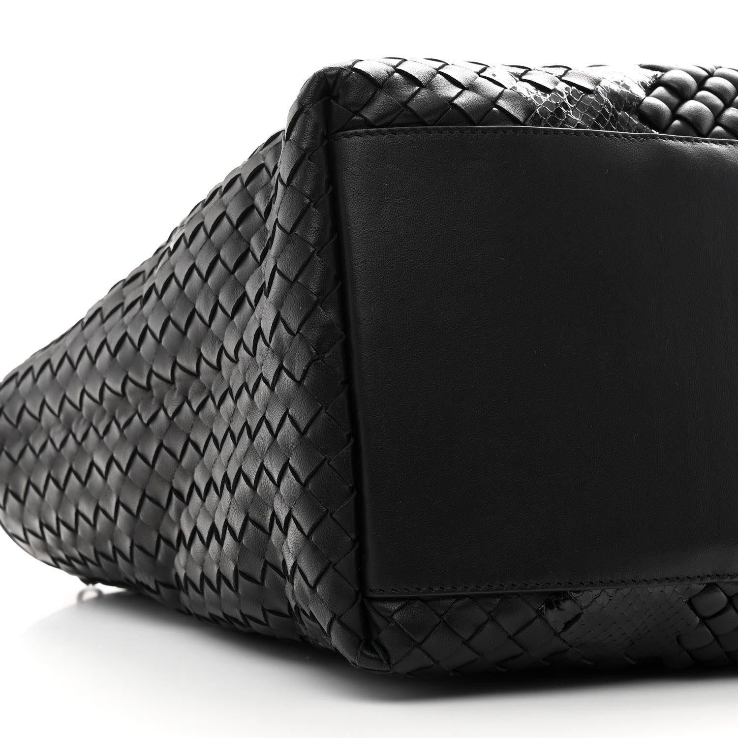 Bottega Veneta Nappa Ayers Intrecciato Medium Seamless Tote Black 9 of 10