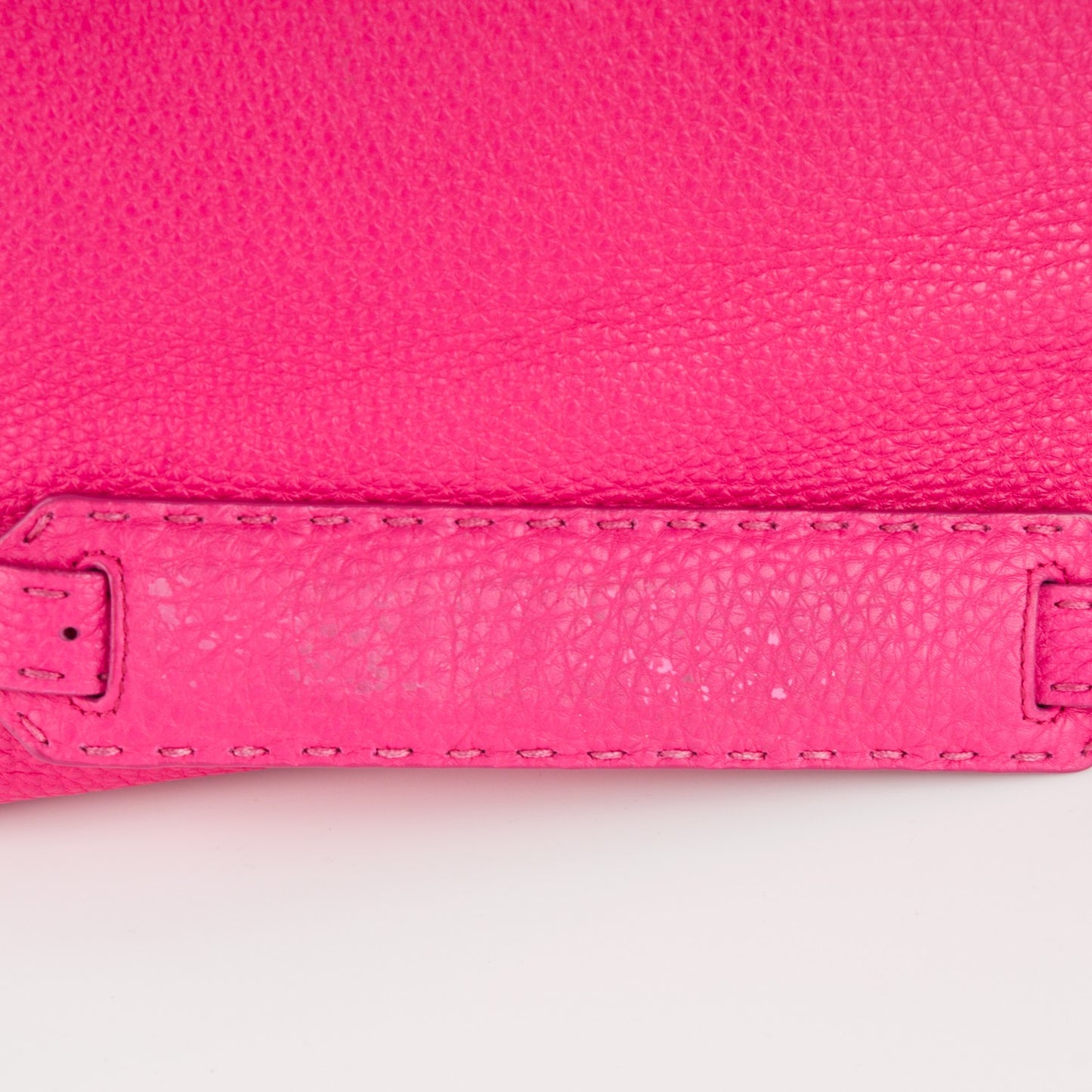 Cuoio Romano Selleria Large Anna Bucket Bag Fuxia