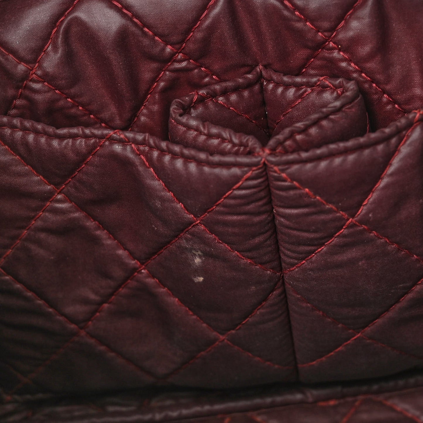 Lambskin Quilted Medium Curvy Pouch Cosmetic Case Black