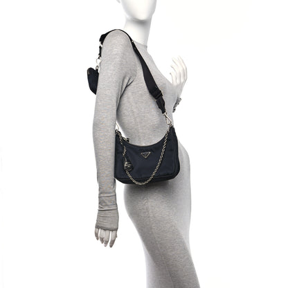 Prada Nylon Re-Edition 2005 Shoulder Bag Black 2 of 13