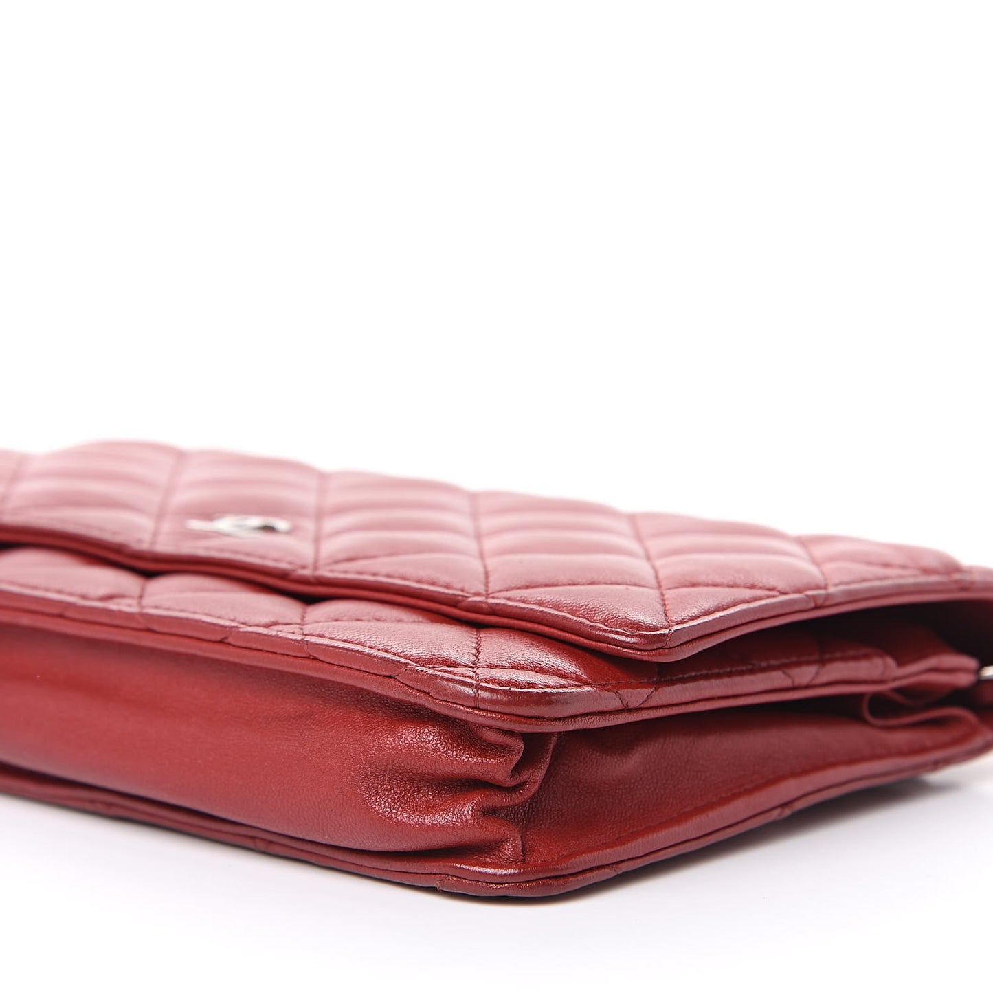Lambskin Quilted Wallet On Chain WOC Red