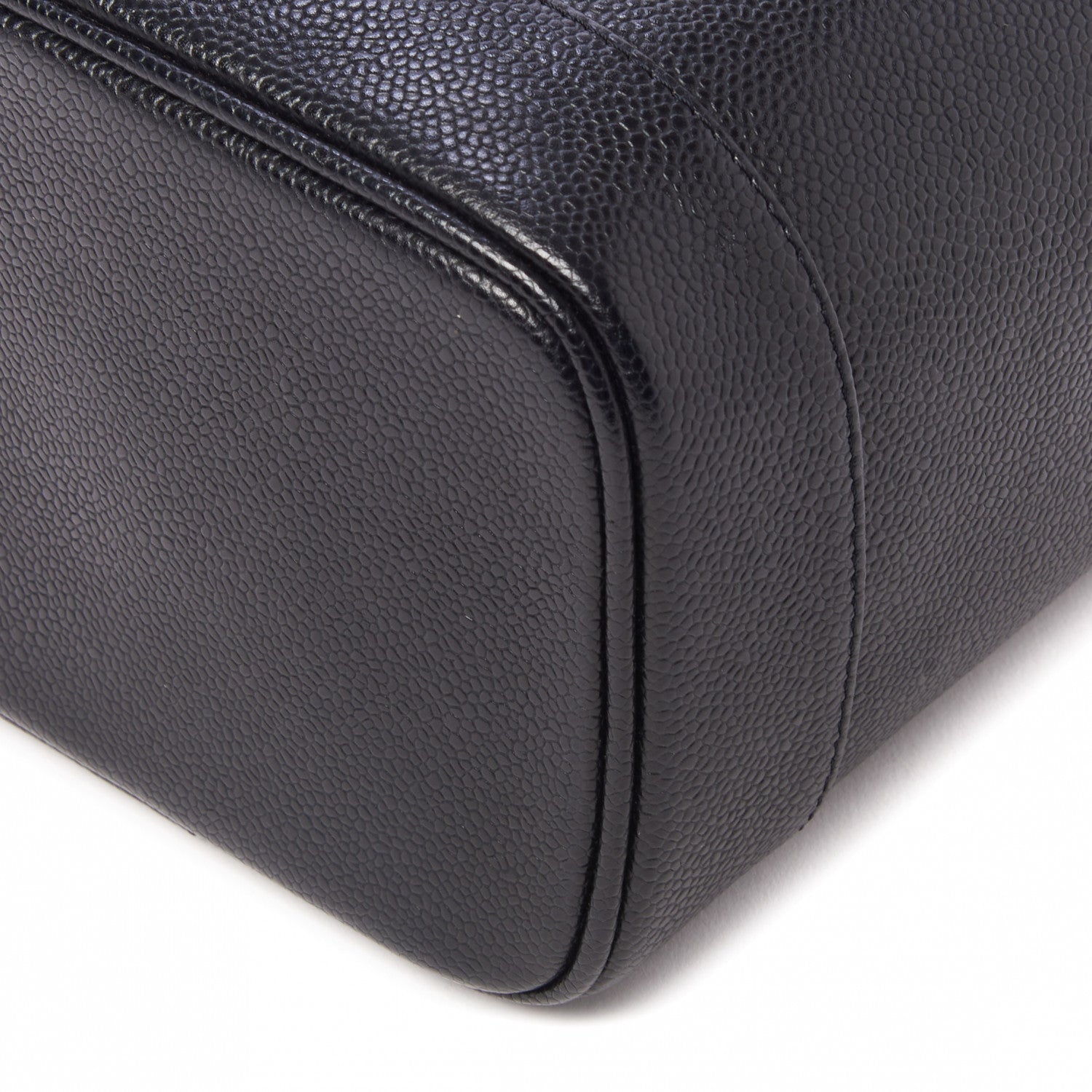 Chanel Caviar Vanity Cosmetic Case Black 4 of 9