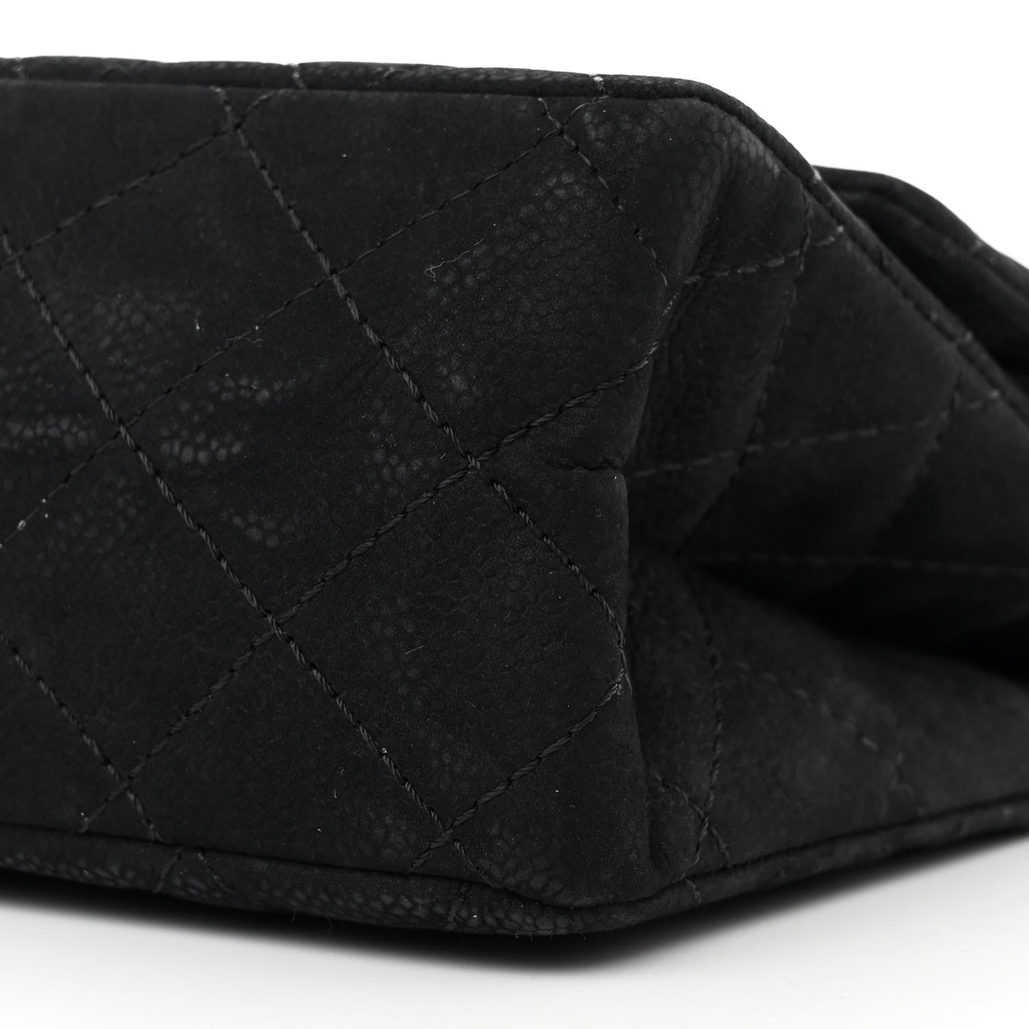 Chanel Iridescent Caviar Quilted 2.55 Reissue 226 Flap Black 10 of 11