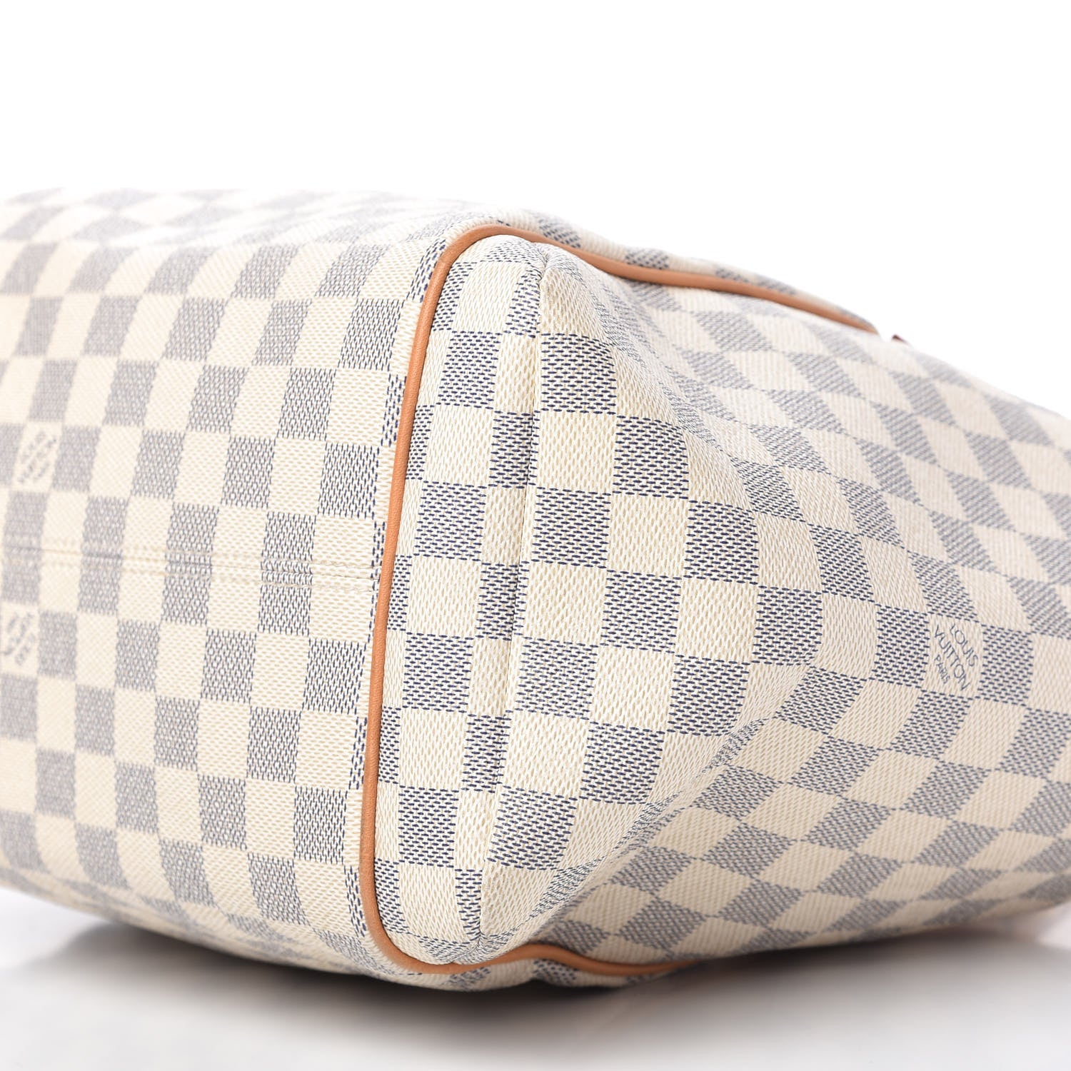 Louis Vuitton Damier Azur Totally MM 7 of 9