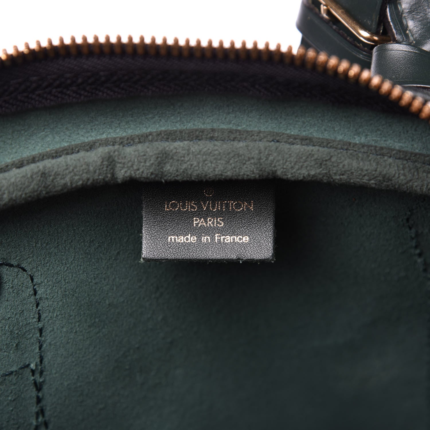 Louis Vuitton Taiga Kendall PM Epicea 7 of 9
