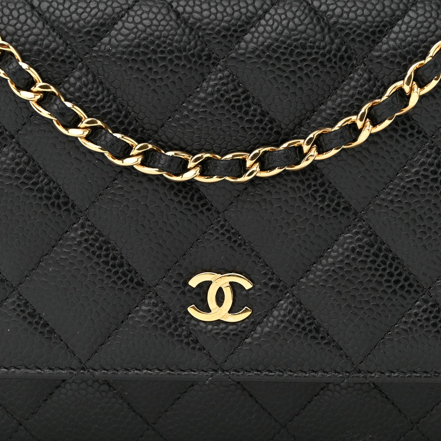Caviar Quilted Wallet on Chain WOC Black