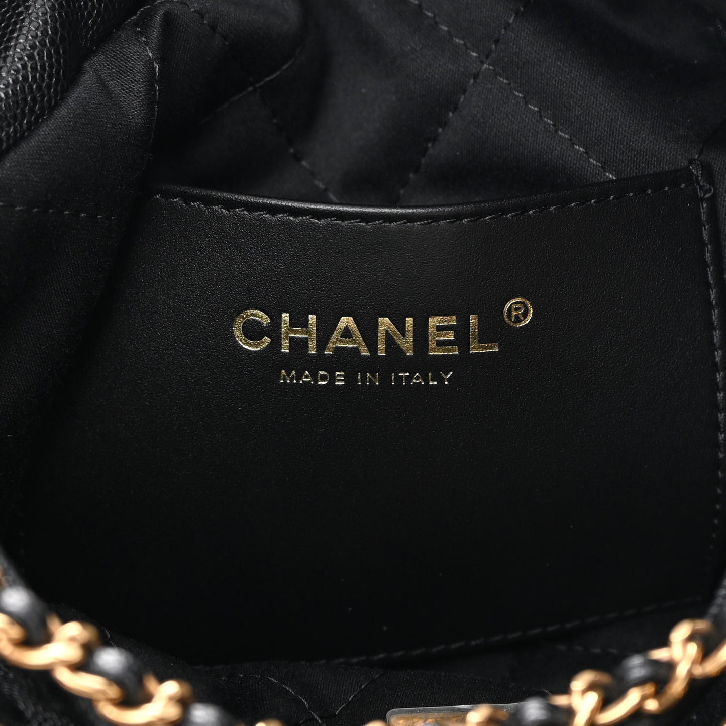 Shiny Caviar Quilted Monochrome Mini Chanel 22 Black