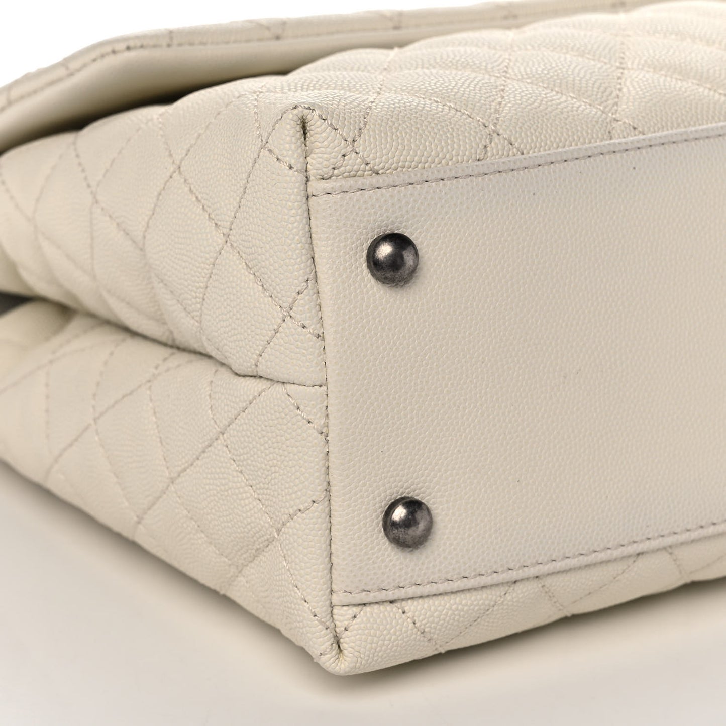 Caviar Lizard Quilted Medium Coco Handle Flap White