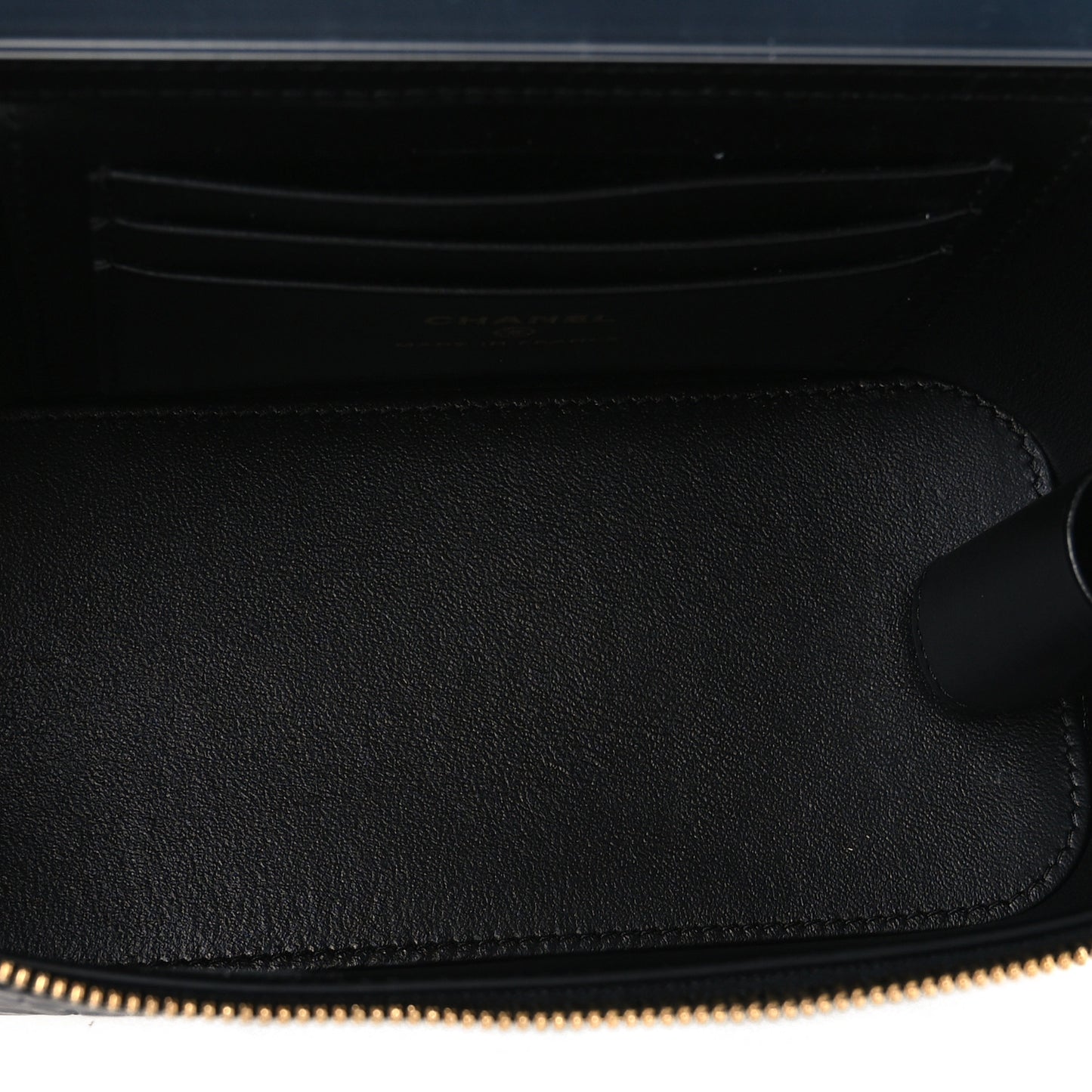 Calfskin Crocodile Embossed Exoticoco Small Top Handle Vanity Case With Chain Black
