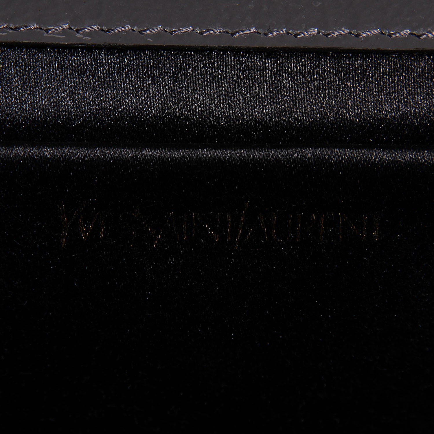 Saint Laurent Textured Patent Monogram Large Belle de Jour Clutch Grey 6 of 7