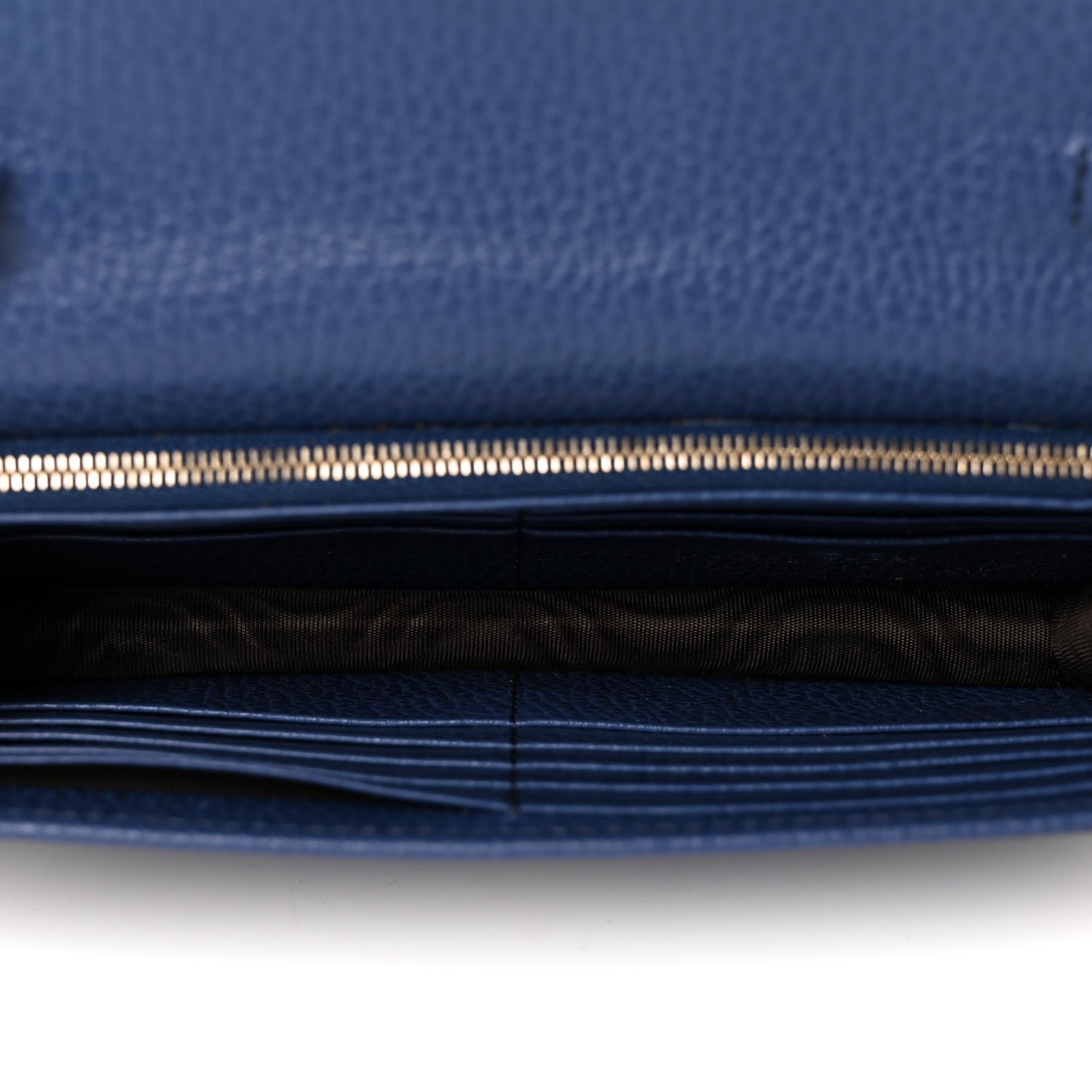 Gucci Dollar Calfskin Interlocking G Chain Wallet Caspian 5 of 8