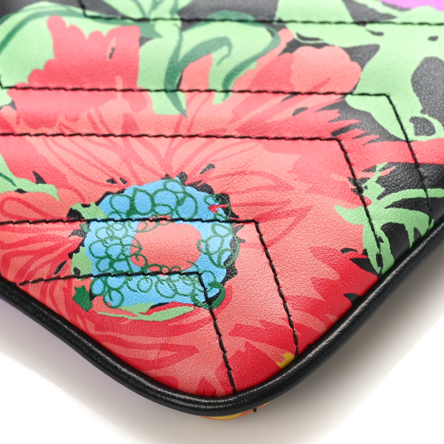 Gucci X KEN SCOTT Calfskin Matelasse Floral Print GG Marmont Zip Pouch Black 9 of 9