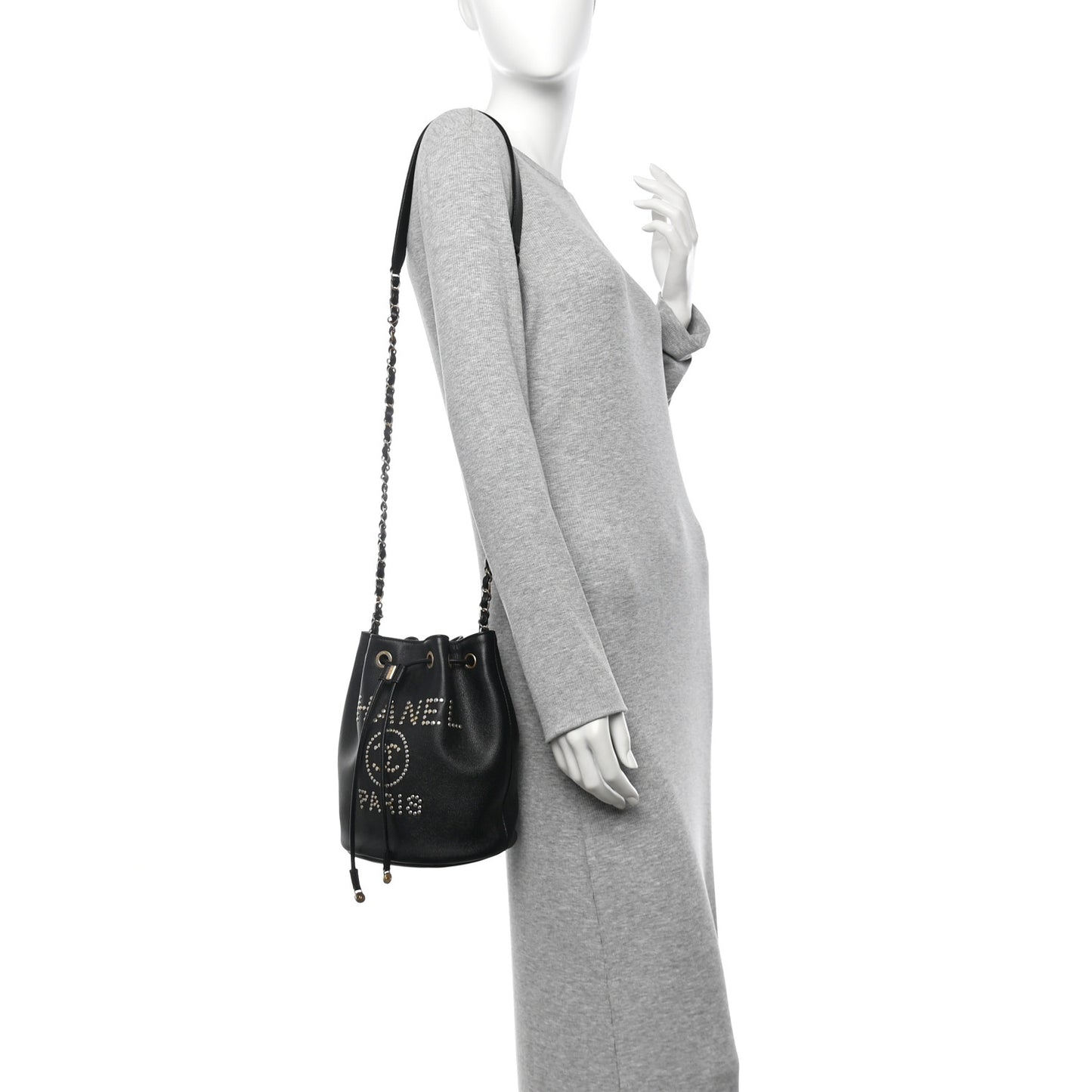 Caviar Deauville Drawstring Bucket Bag Black