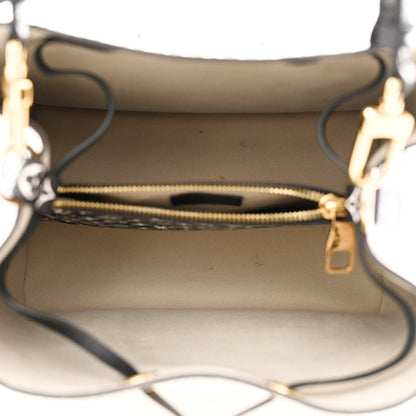Louis Vuitton Monogram Giant Jungle NéoNoé Ivory 5 of 11