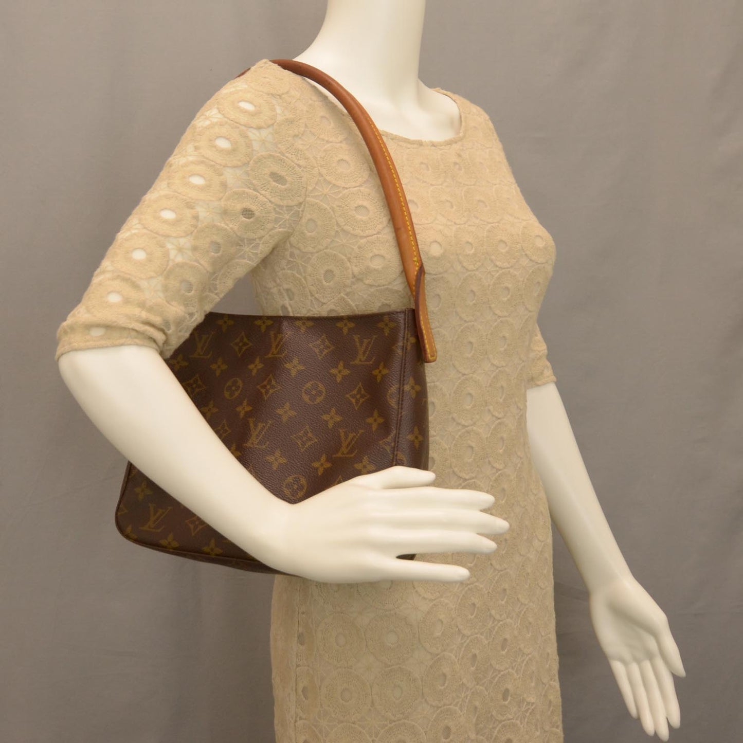 Monogram Looping MM