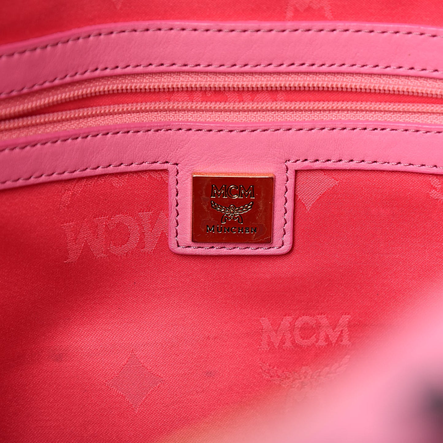 Visetos Medium Sprinkle Stud Stark Backpack Pink