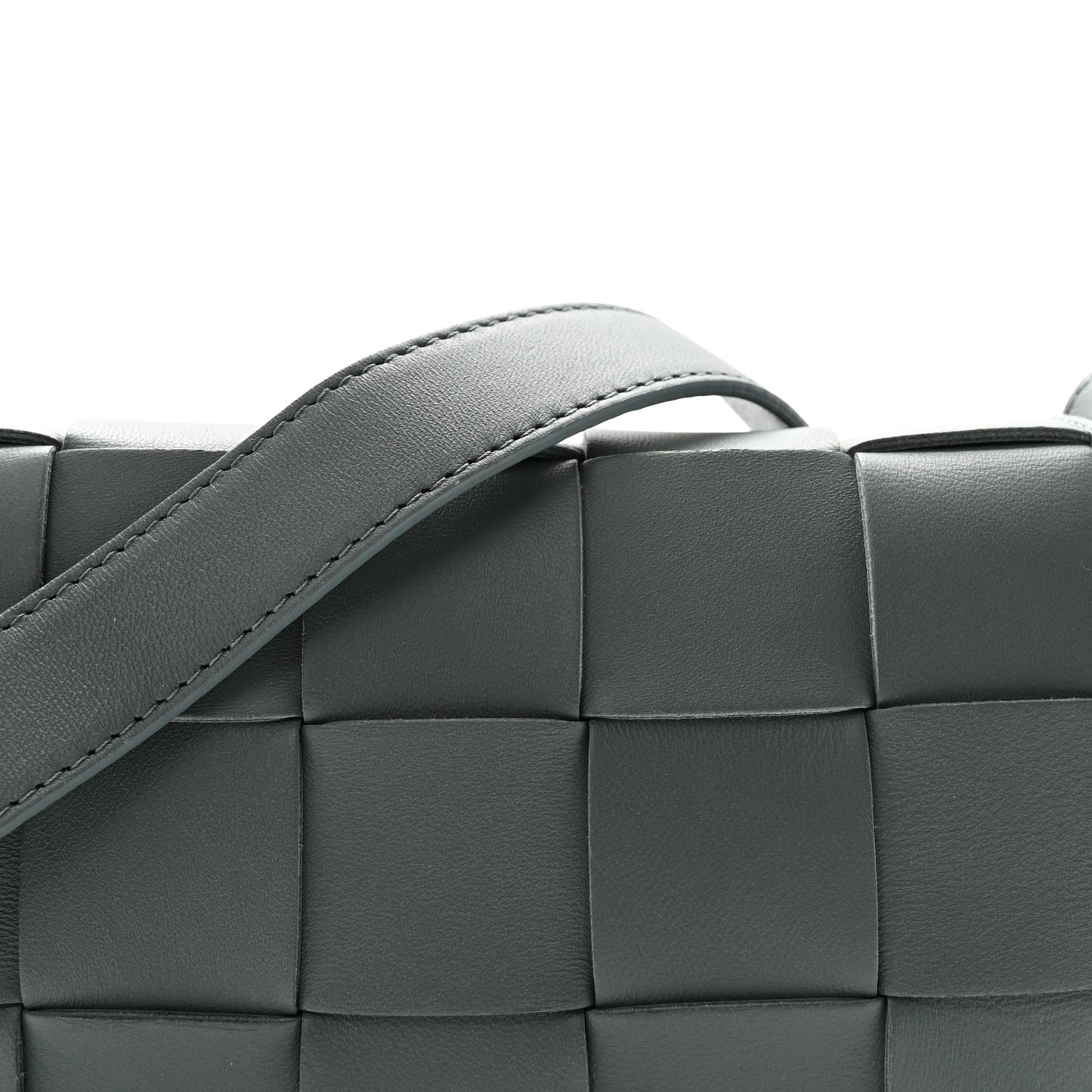 Lambskin Maxi Intrecciato Small Cassette Crossbody Bag Thunder