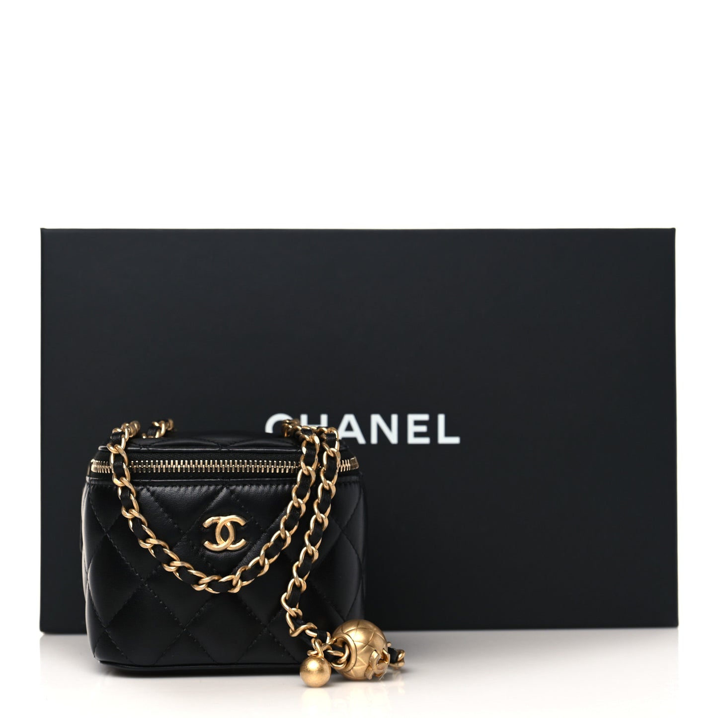 Lambskin Quilted Mini Pearl Crush Vanity Case With Chain Black