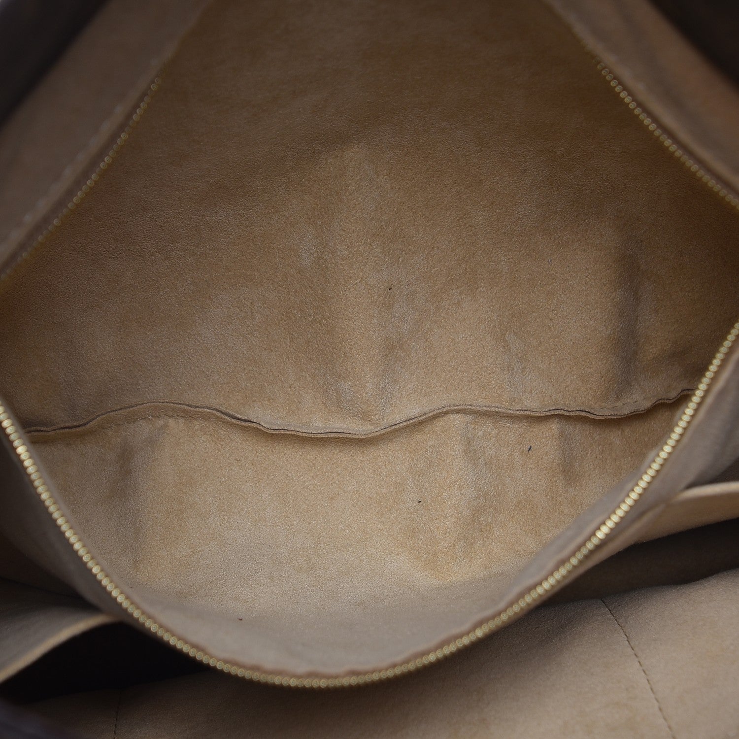 Louis Vuitton Monogram Artsy MM 6 of 7