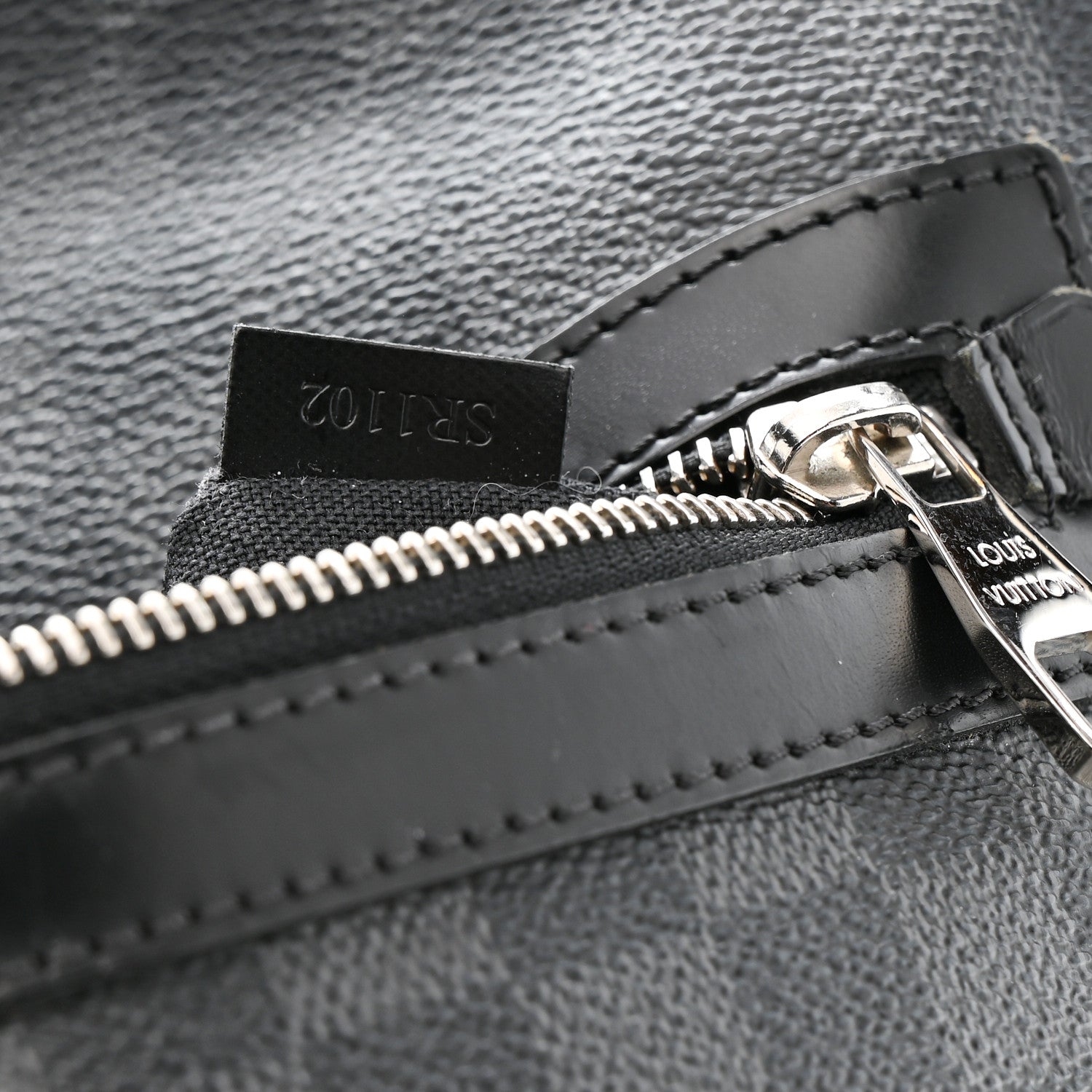 Louis Vuitton Damier Graphite Mick MM 7 of 14