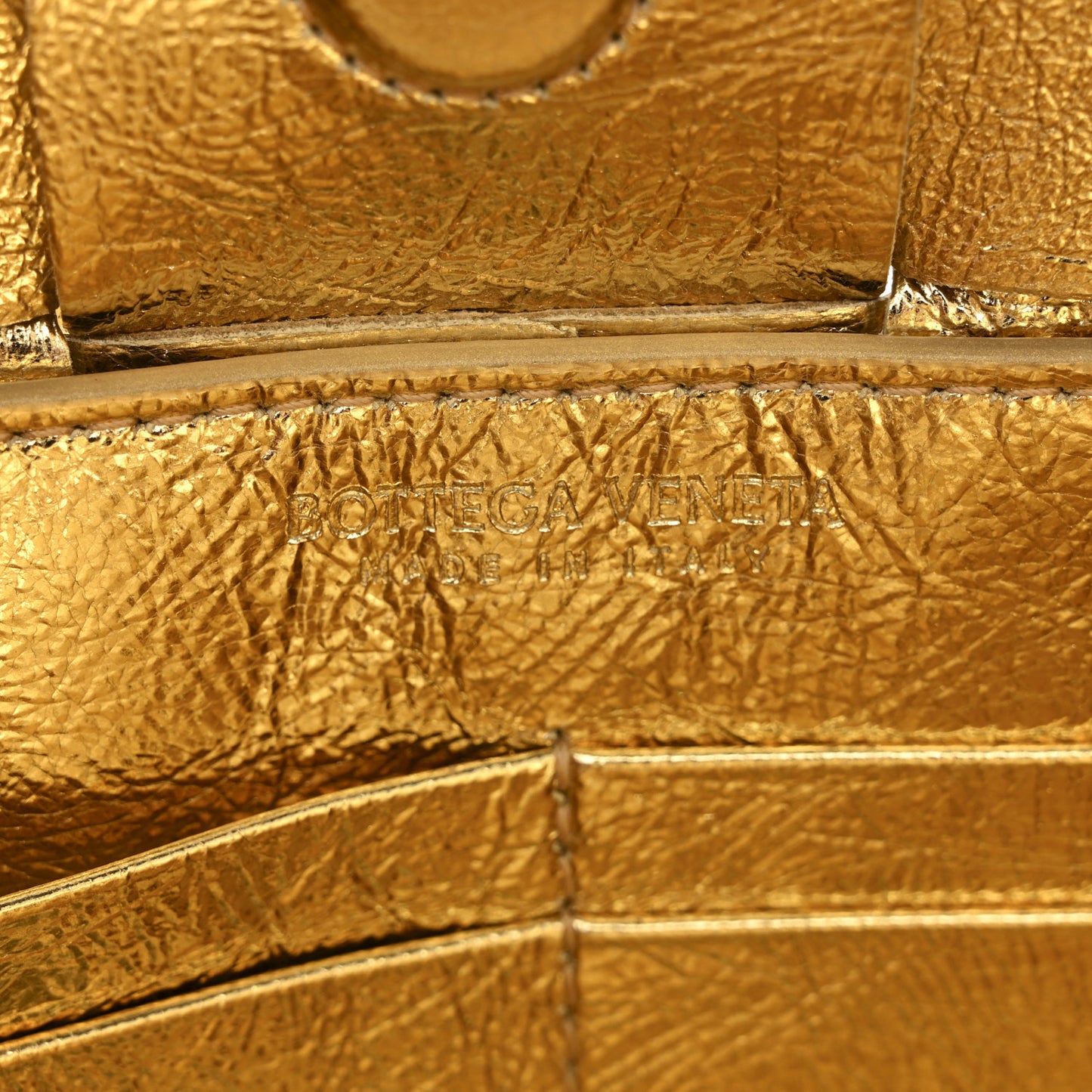 Metallic Lambskin Maxi Intrecciato Cassette Pouch On Strap Bag Gold