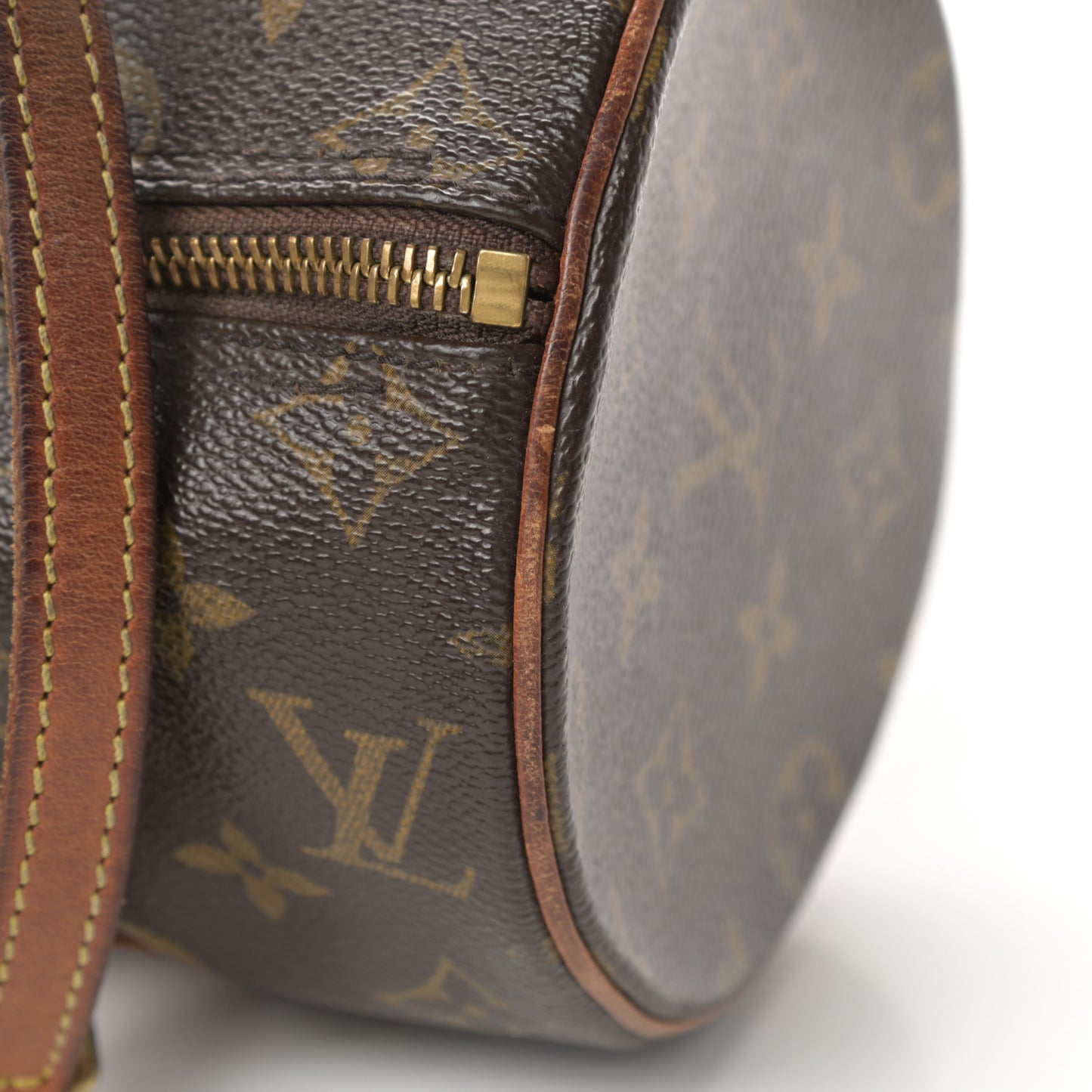 Monogram Papillon 26