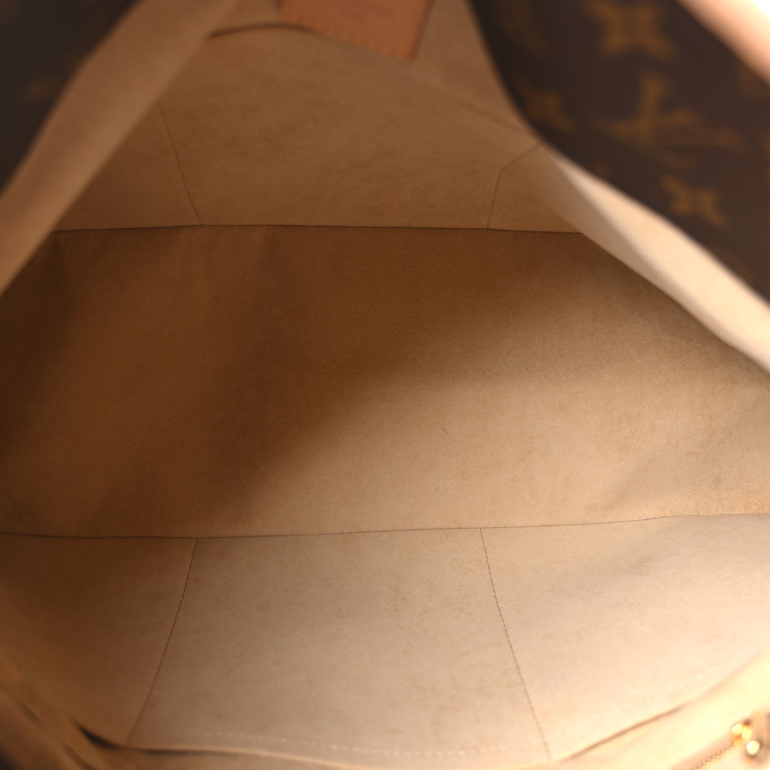Louis Vuitton Monogram Artsy MM 5 of 11
