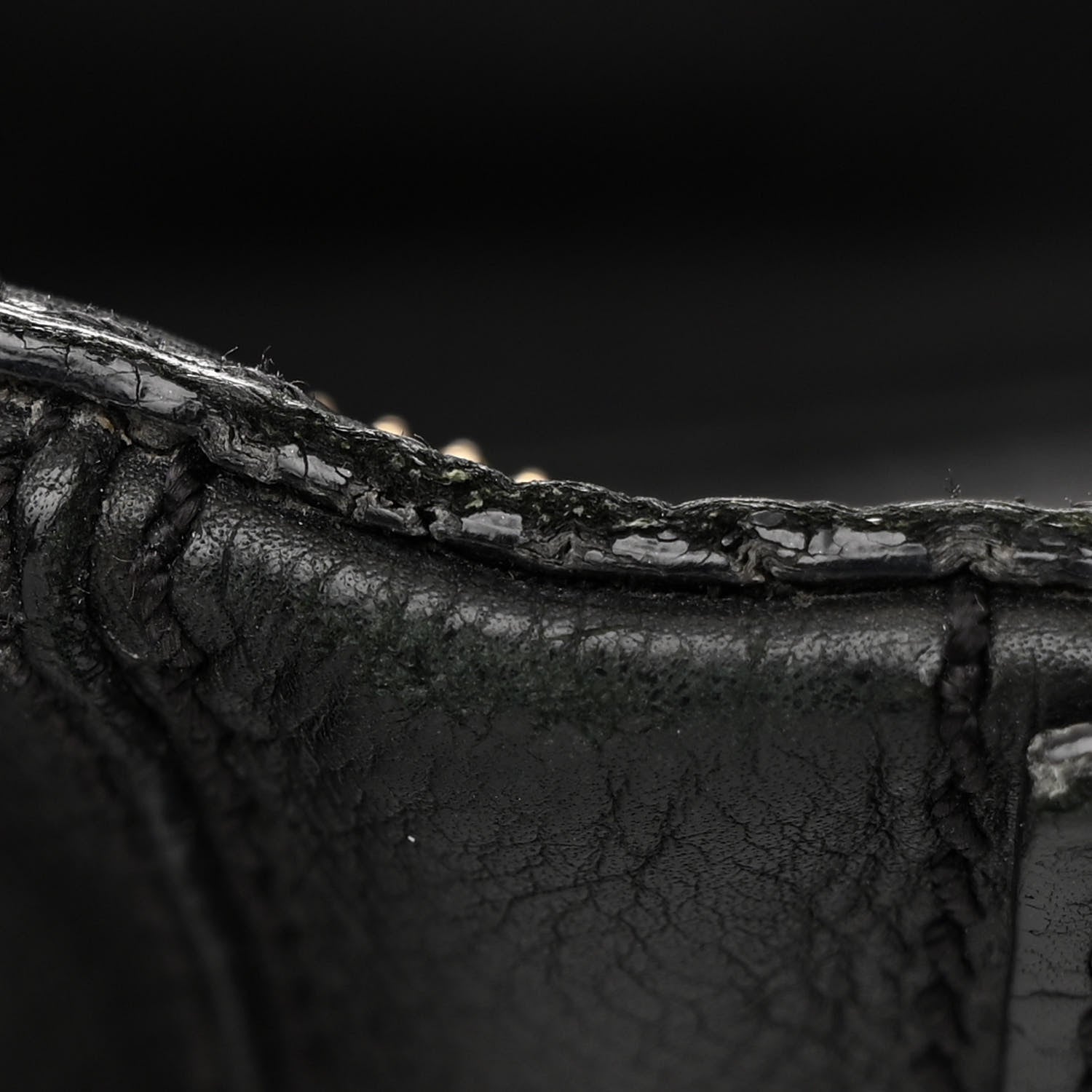 Givenchy Waxy Grained Calfskin Medium Nightingale Black 12 of 15