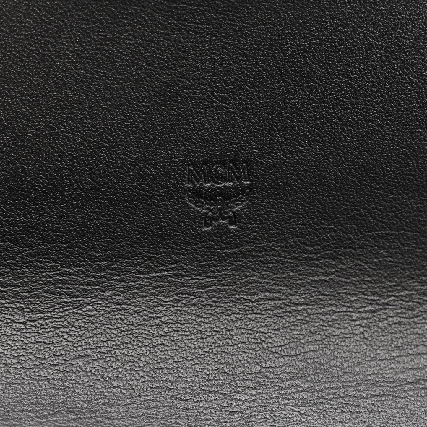 Visetos Large Patricia Wallet On Chain Black