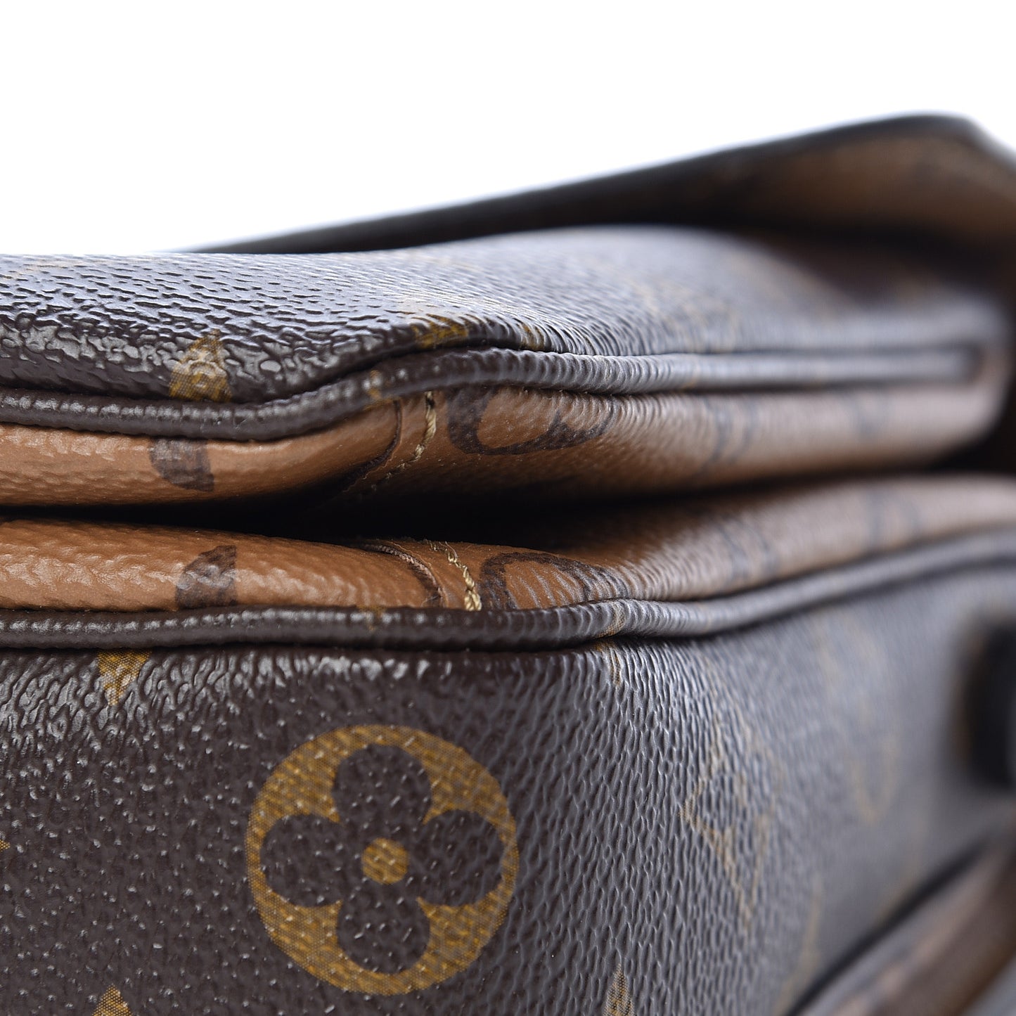 Reverse Monogram Pochette Metis