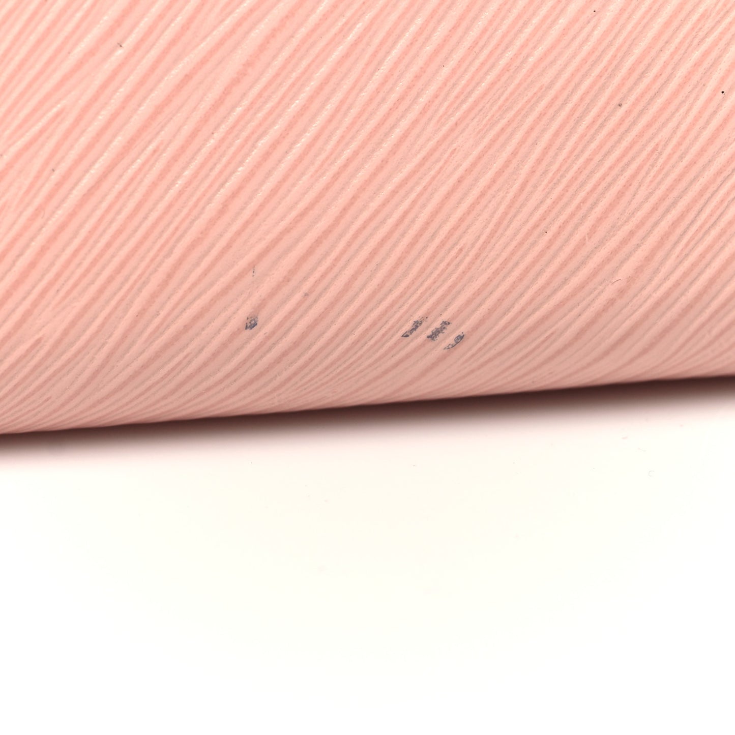 Epi Twist Shoulder Bag MM Rose Ballerine