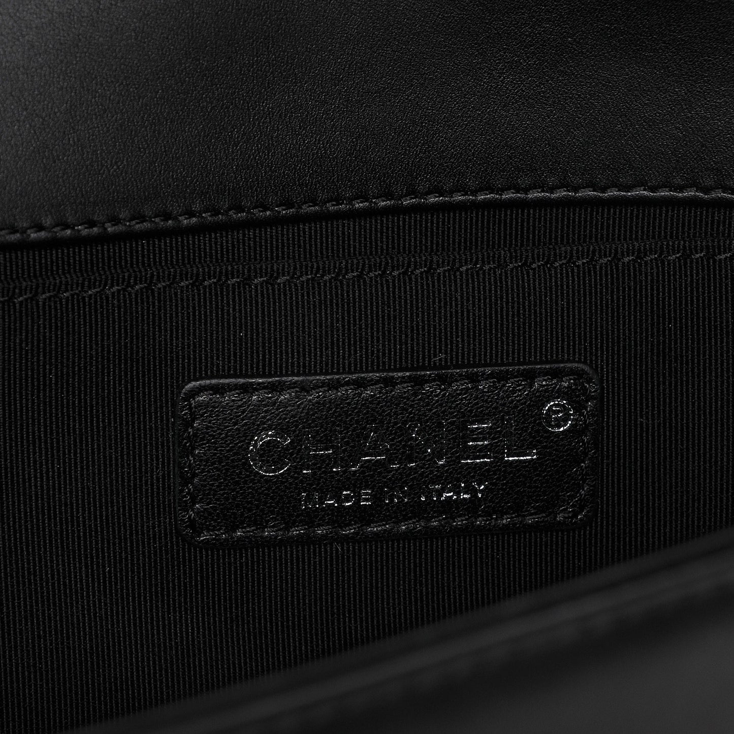 Calfskin Painted Chevron Embossed Medium Boy Flap Black