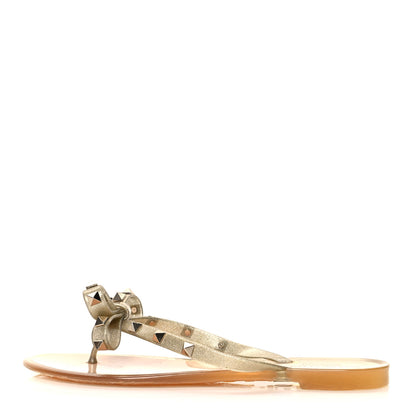 Valentino Garavani PVC Jelly Glitter Rockstud Bow Thong Sandals 38 Oro 1 of 7
