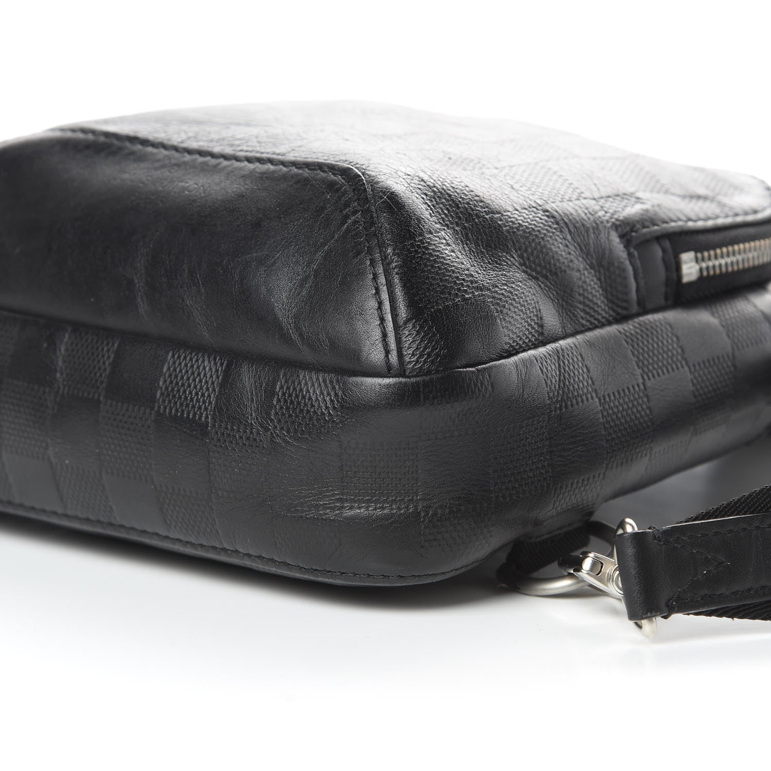 Louis Vuitton Damier Infini Avenue Sling Bag Onyx 10 of 12