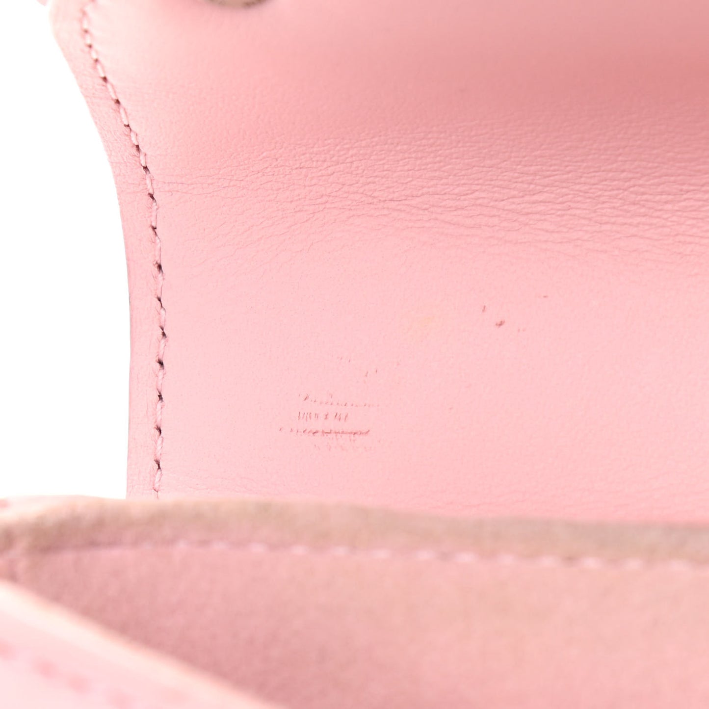 Calfskin New Wave Chain MM Smoothie Pink