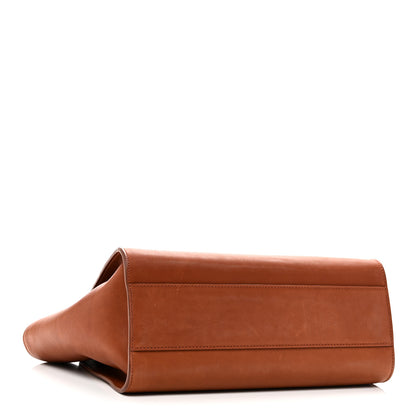 The Row Polished Saddle Calfskin Marlo 12 Tote Bag Acero 4 of 10