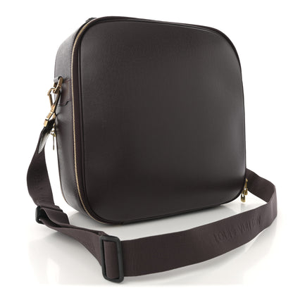 Louis Vuitton Taiga Tura Laptop Briefcase Acajou 3 of 11