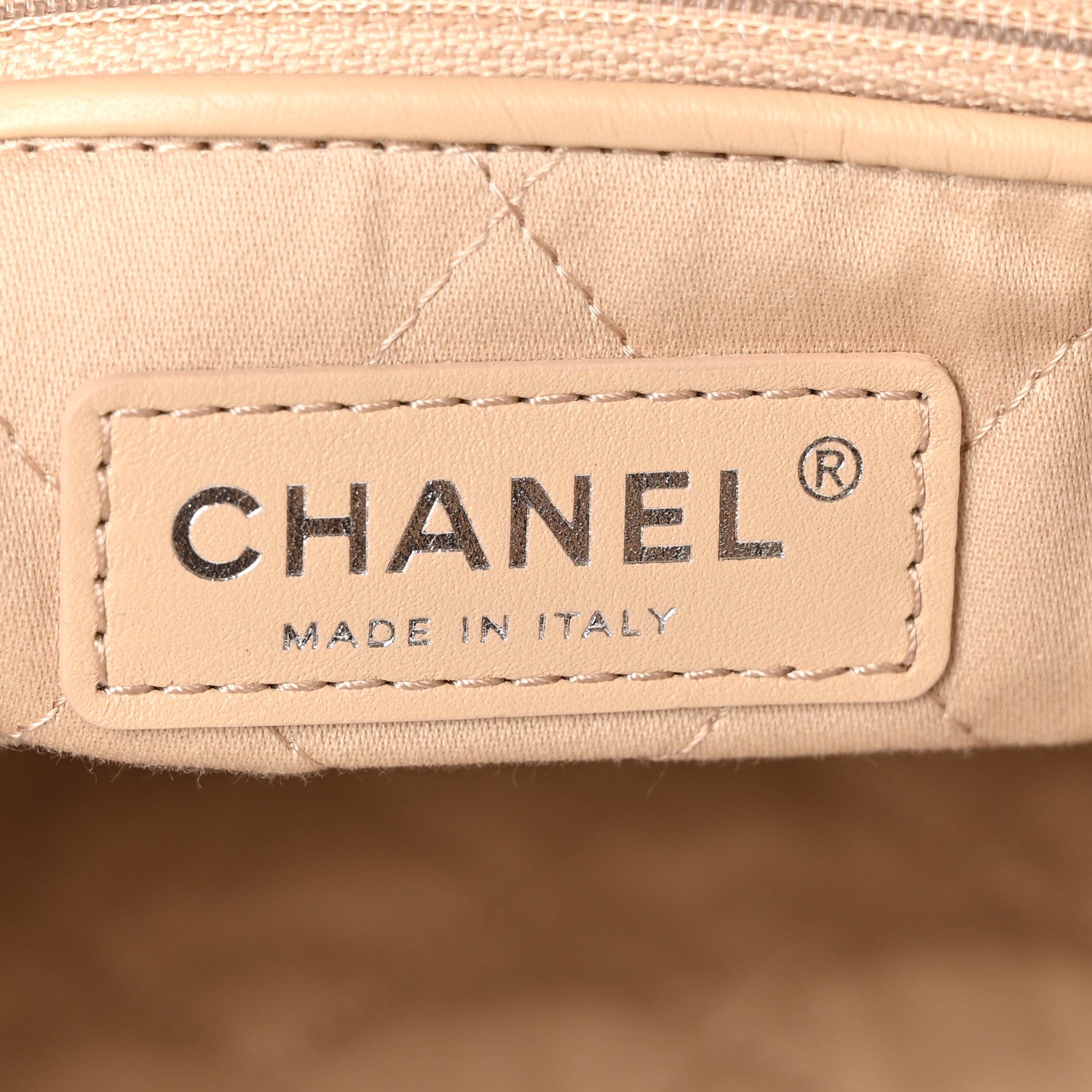 Chanel Shiny Calfskin Quilted Chanel 22 White Black 7 of 11