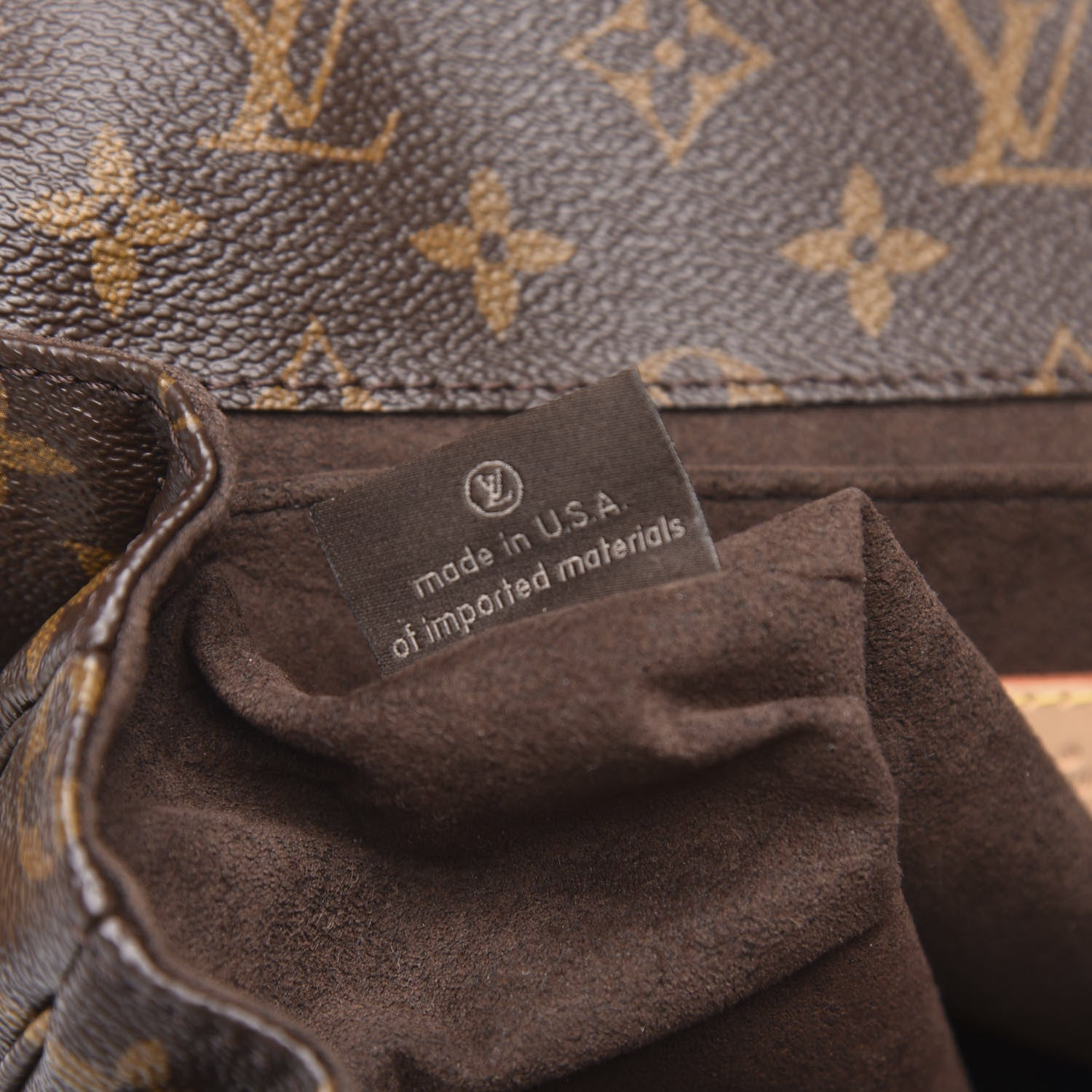 Louis Vuitton Monogram Pochette Metis 9 of 14