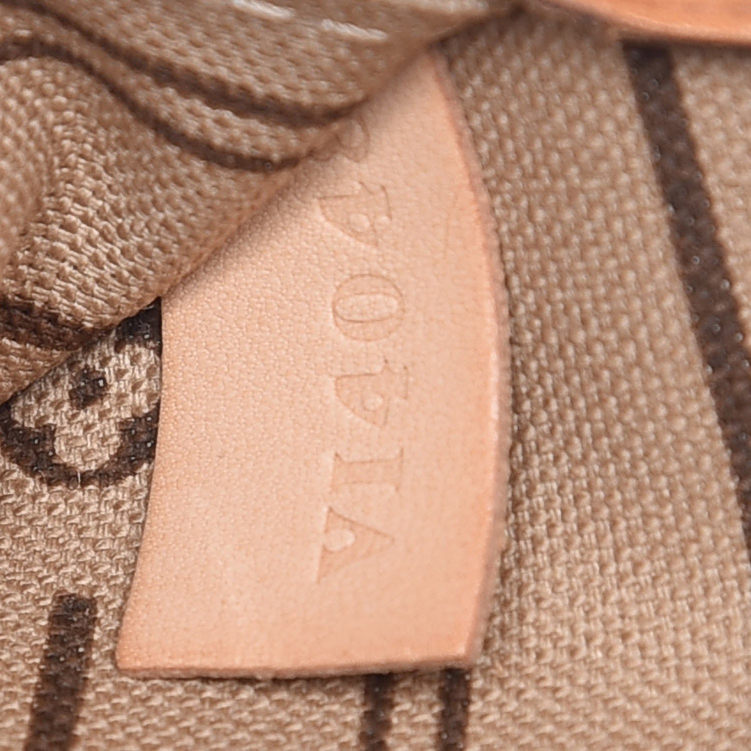 Louis Vuitton Monogram Neverfull MM 7 of 7