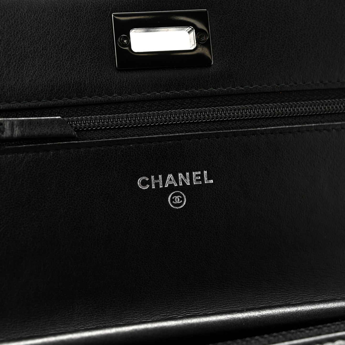 Aged Calfskin Chevron Quilted Reissue Wallet On Chain WOC So Black