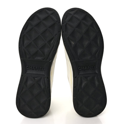 Chanel Velvet Calfskin Mixed Fibers CC Sneakers 40.5 Ivory Black 6 of 9