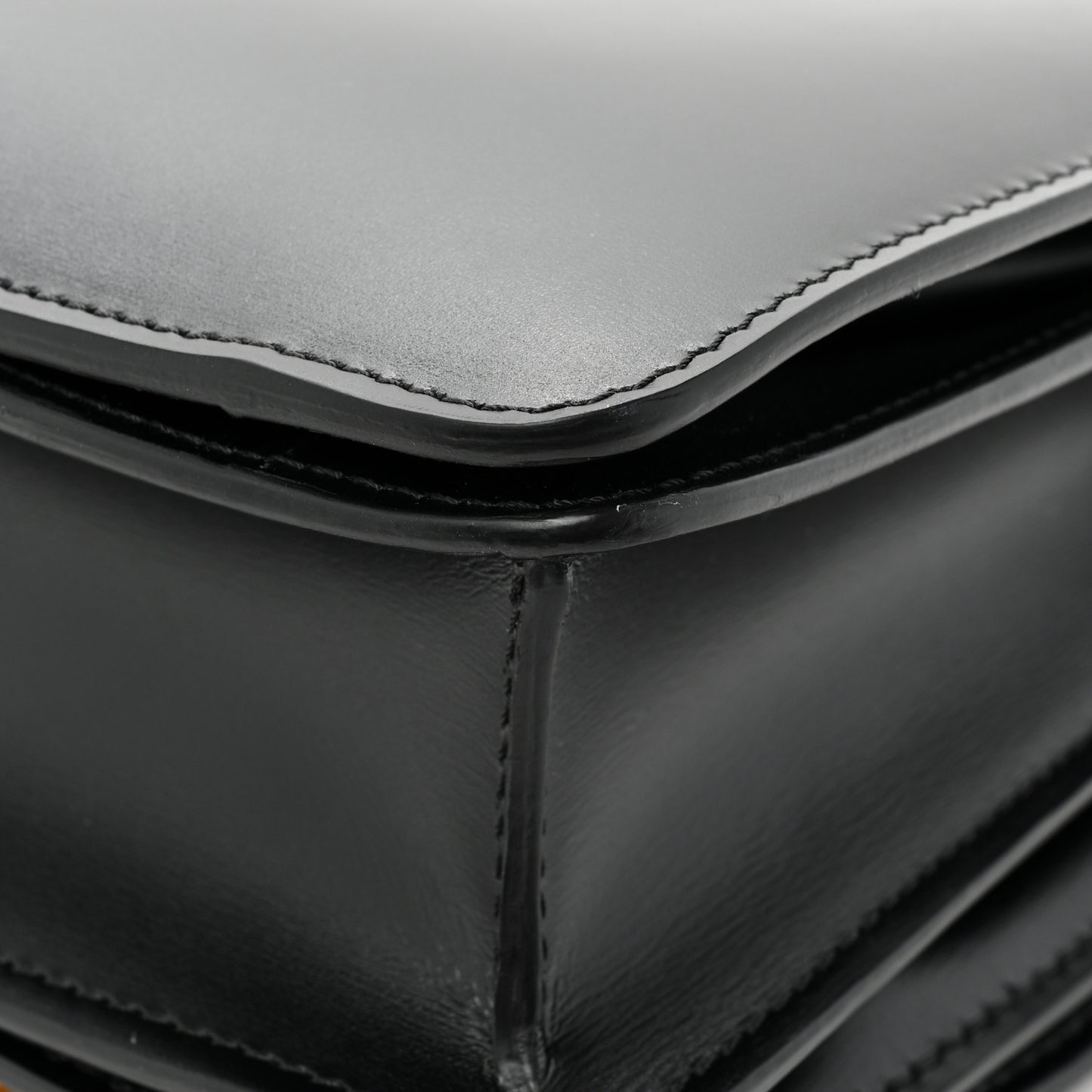 Box Calfskin Teen Classic Box Flap Bag Black