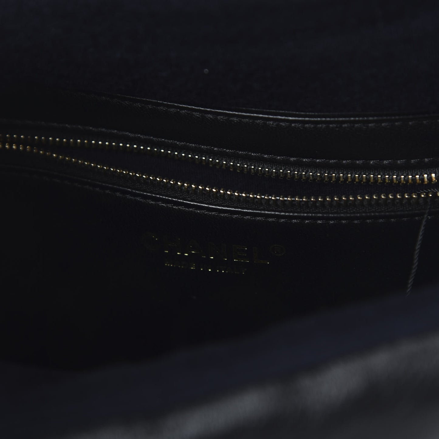 Lambskin Medium Simply Flap Black