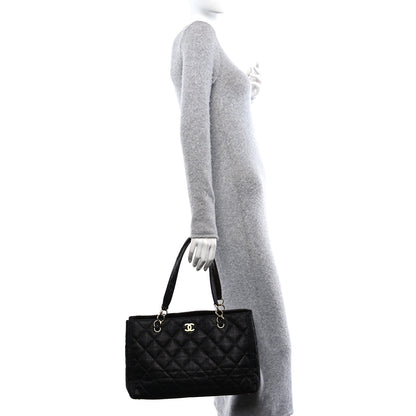 Chanel Woven Straw Quilted Shopping Tote Black 2 of 10